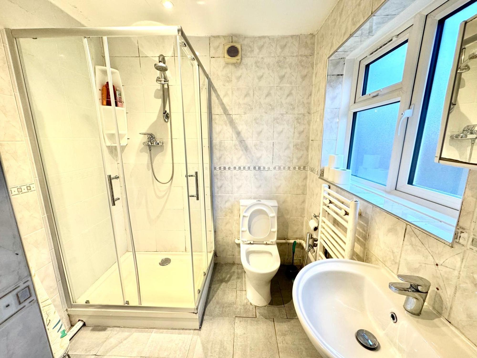 Pensiune 1 En-suite With Private Entrance & Free Parking Oxford